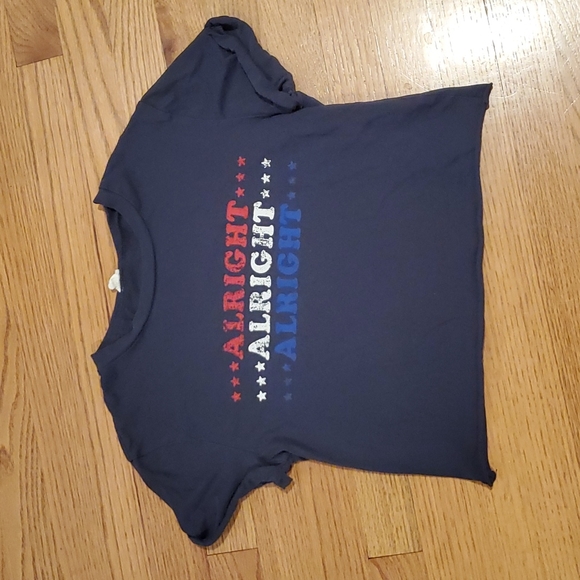 Garage Alright Crop Top - Picture 2 of 9